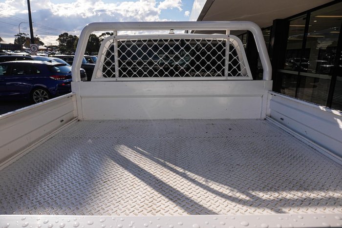 2022 Toyota Hilux SR5