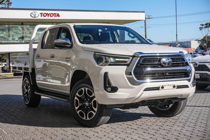 2022 Toyota Hilux SR5