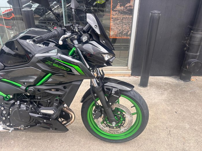 2026 Kawasaki Z500 SE Z Black