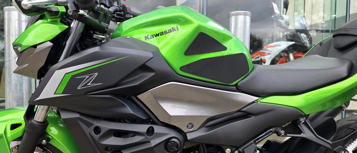 2025 Kawasaki Z500 (ER500) Z Green