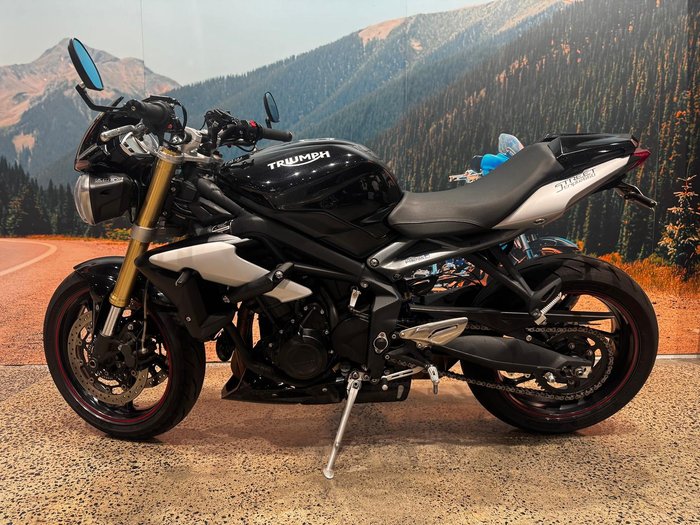 Triumph Street Triple 660 ABS LAMS Street Triple