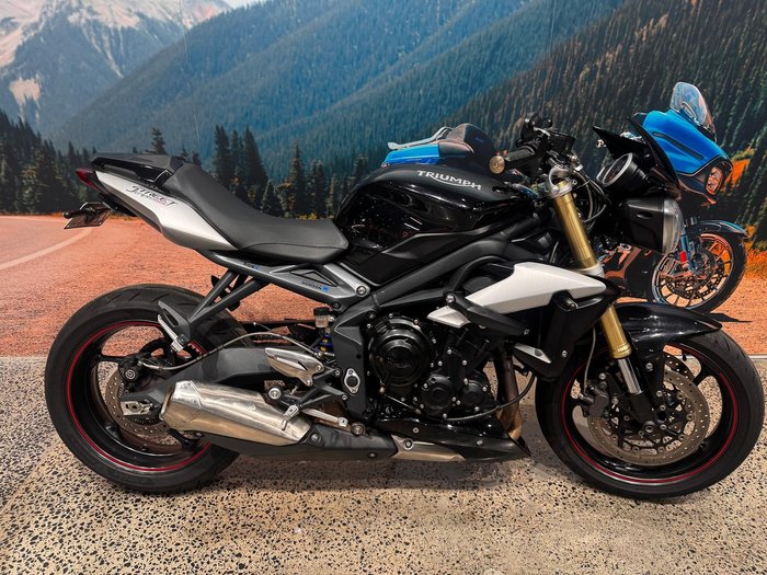 Triumph Street Triple 660 ABS LAMS Street Triple