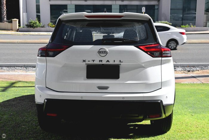 2026 Nissan X-TRAIL ST