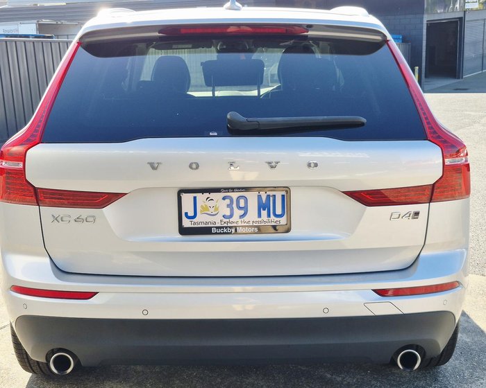 2020 Volvo XC60 D4 Momentum