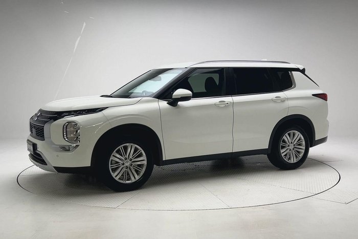 2024 Mitsubishi Outlander