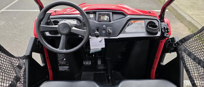 2026 Honda Pioneer 520-2 Pioneer Red