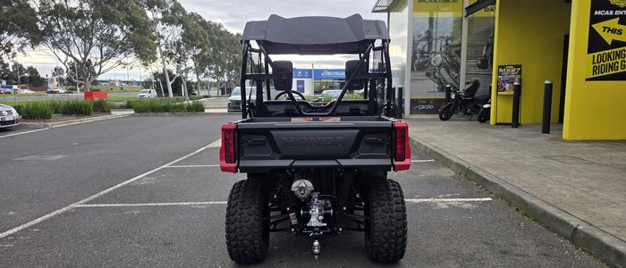2026 Honda Pioneer 520-2 Pioneer Red