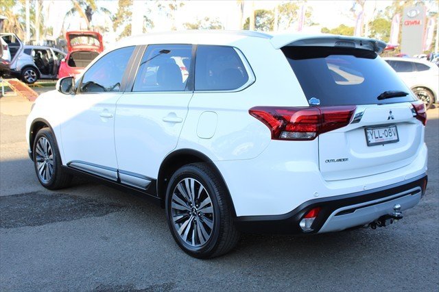 2021 Mitsubishi Outlander LS
