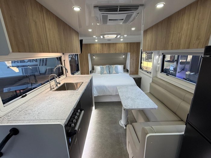 2026 Urban Caravans Track