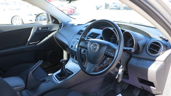 2010 Mazda 3 Neo