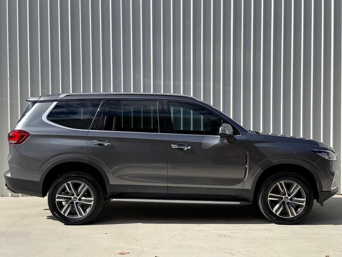 2023 LDV D90 Executive