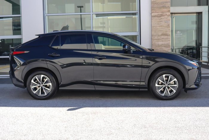 2023 Lexus RZ 450e Luxury