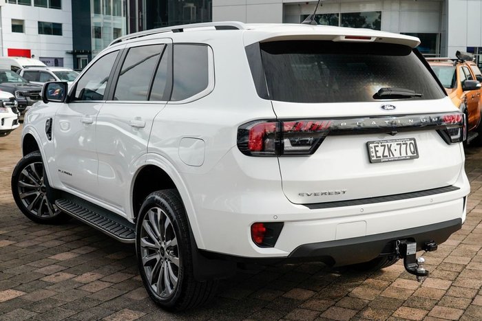 2025 Ford Everest Platinum