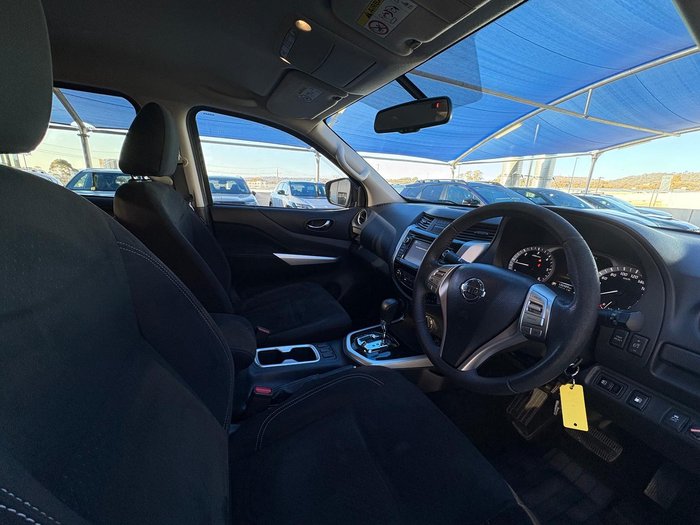 2017 Nissan Navara ST