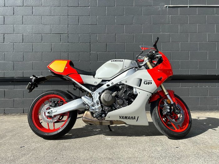 2024 Yamaha XSR900GP (MTM890ASP) WHITE