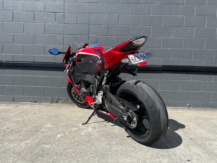 2017 Honda CBR1000RR (FIREBLADE) ABS RED