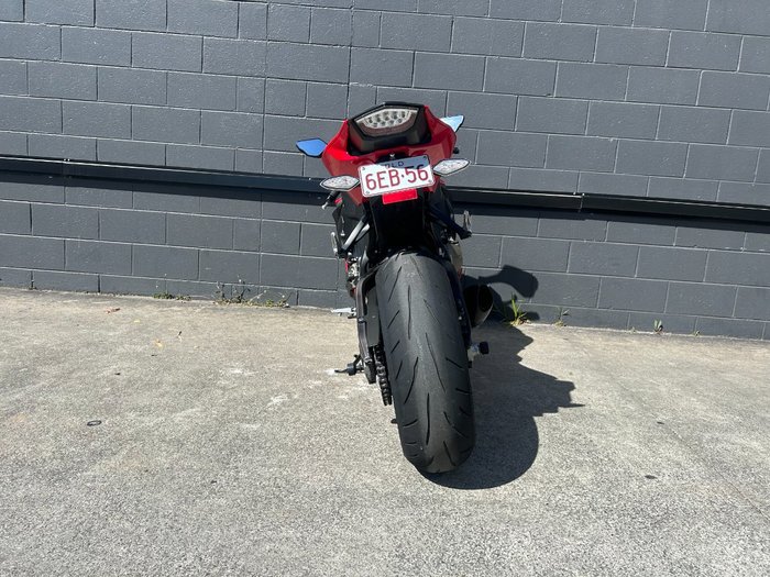 2017 Honda CBR1000RR (FIREBLADE) ABS RED