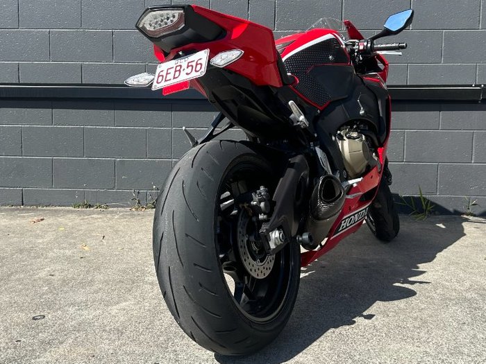 2017 Honda CBR1000RR (FIREBLADE) ABS RED