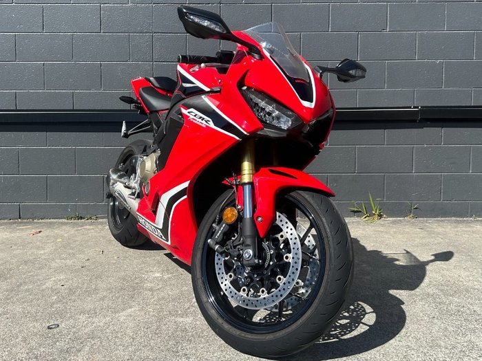 2017 Honda CBR1000RR (FIREBLADE) ABS