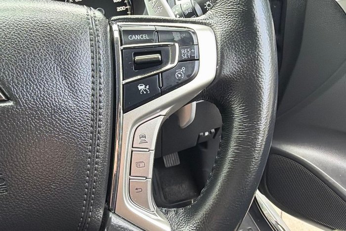 2021 Mitsubishi Pajero Sport GLS