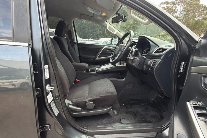 2021 Mitsubishi Pajero Sport GLS