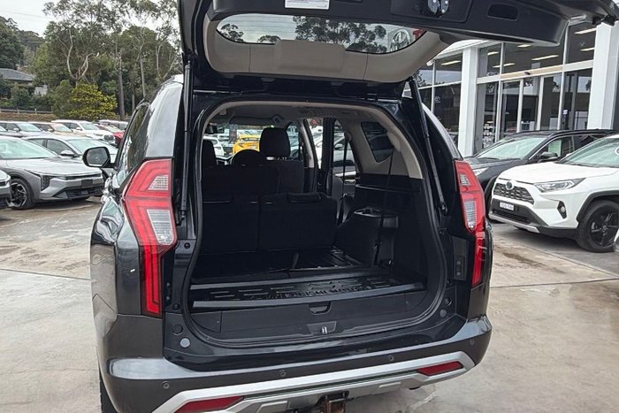 2021 Mitsubishi Pajero Sport GLS