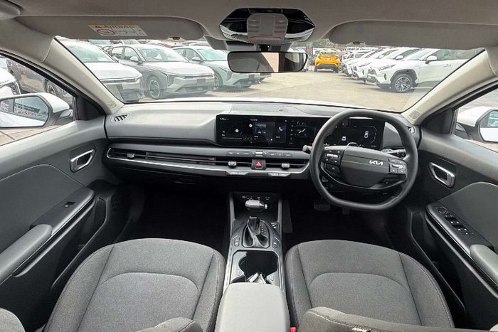 2025 Kia K4 Sport