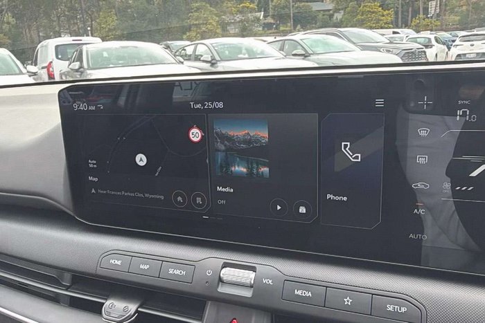 2025 Kia K4 Sport