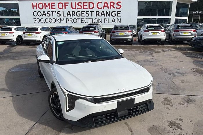 2024 Kia K4 Sport