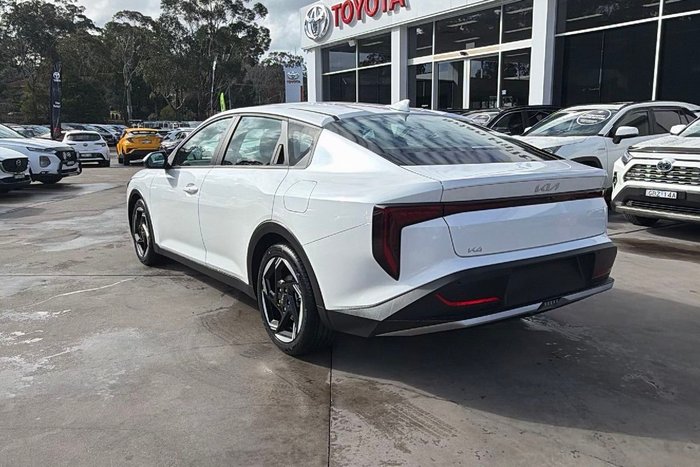 2024 Kia K4 Sport