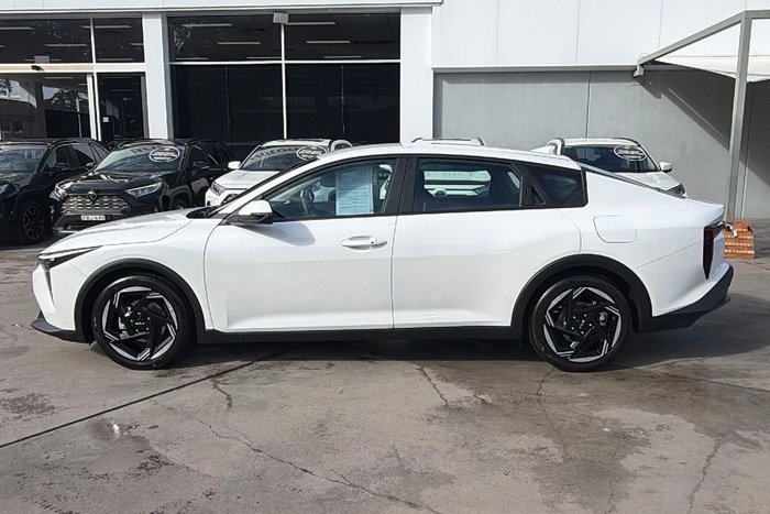 2024 Kia K4 Sport