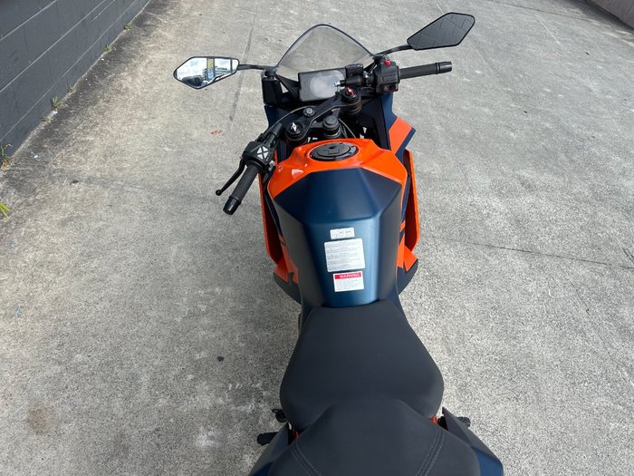 2022 Ktm RC 390 BLUE