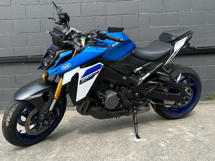 2023 Suzuki GSX-S1000 BLUE