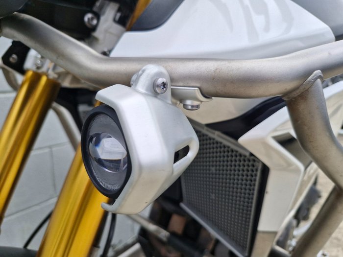 2021 Triumph TIGER 900 RALLY PRO PEARL SAND KHAKI