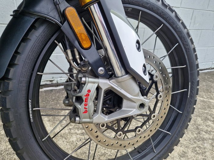 2021 Triumph TIGER 900 RALLY PRO PEARL SAND KHAKI