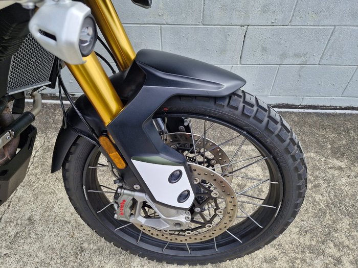 2021 Triumph TIGER 900 RALLY PRO PEARL SAND KHAKI