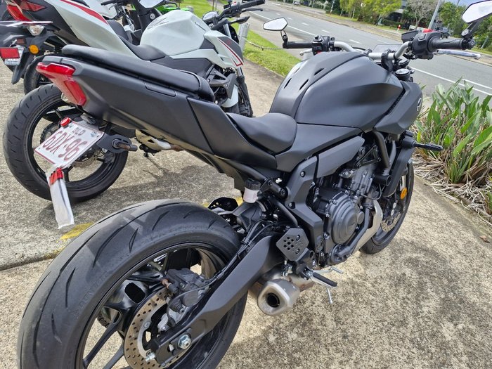 2026 Yamaha 2026 Yamaha 660cc MT07LAT MLNM4 MAT LIGHT GRAY METALLIC 4