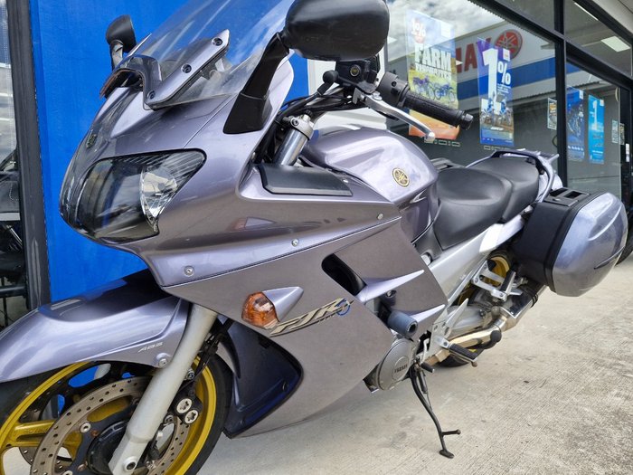 2005 Yamaha FJR1300 Silver