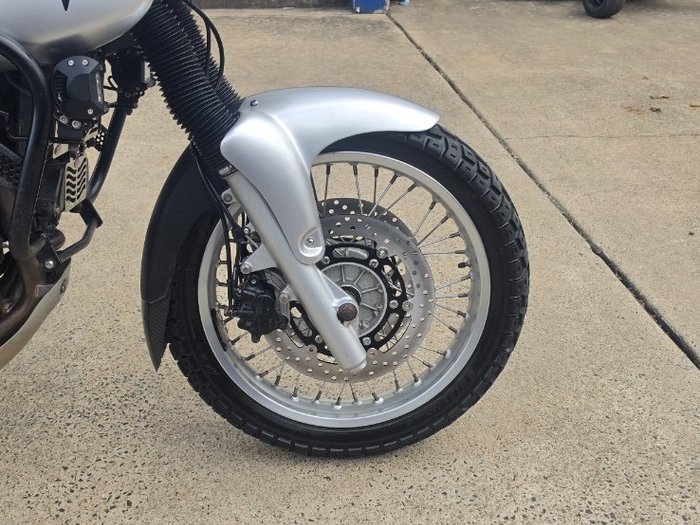 2003 TRIUMPH TIGER 900 Silver