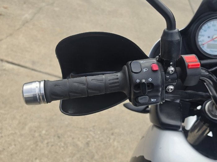 2003 TRIUMPH TIGER 900 Silver