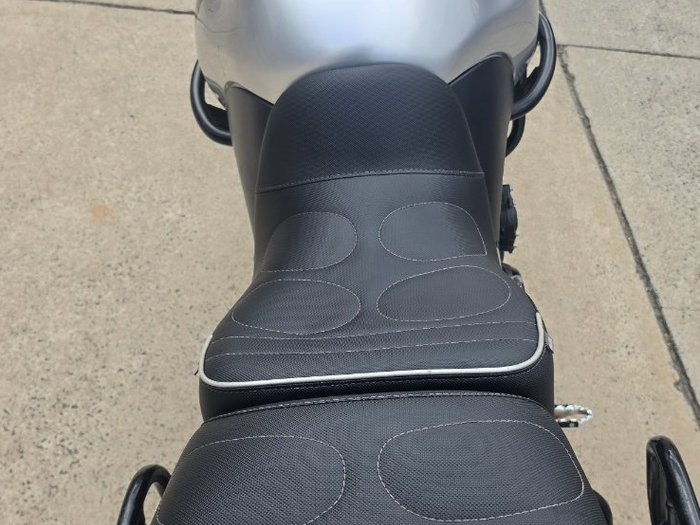 2003 TRIUMPH TIGER 900 Silver