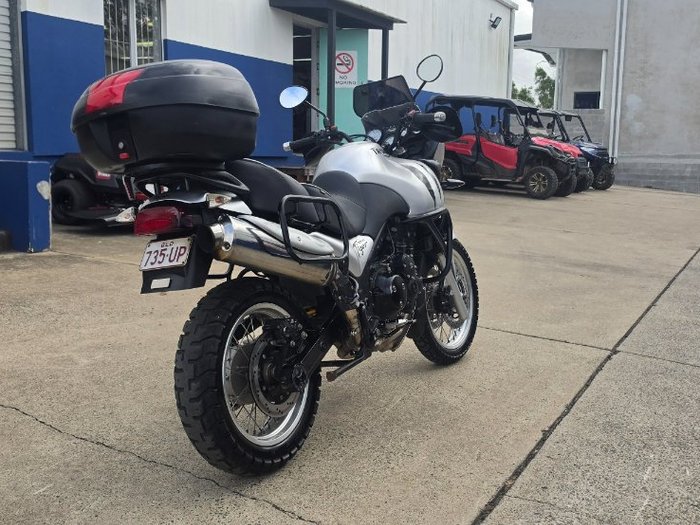 2003 TRIUMPH TIGER 900 Silver