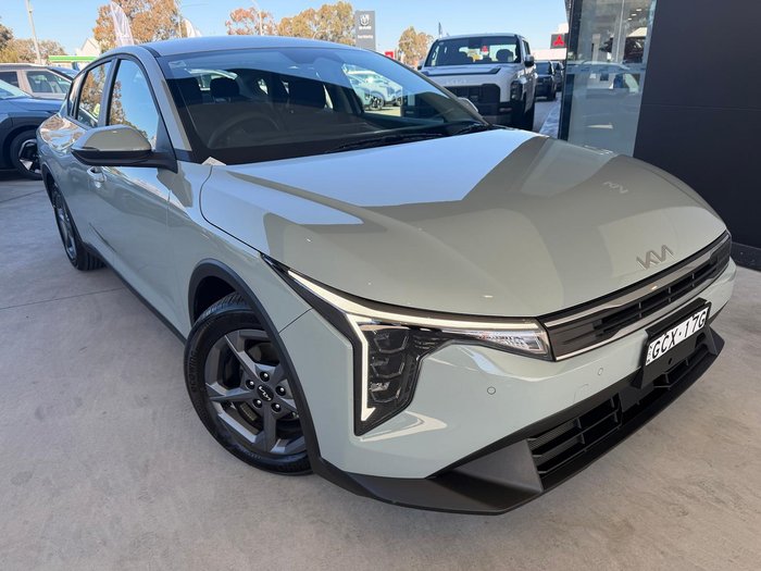 2024 Kia K4