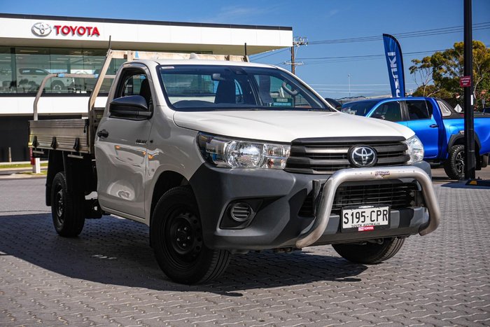 2022 Toyota Hilux Workmate