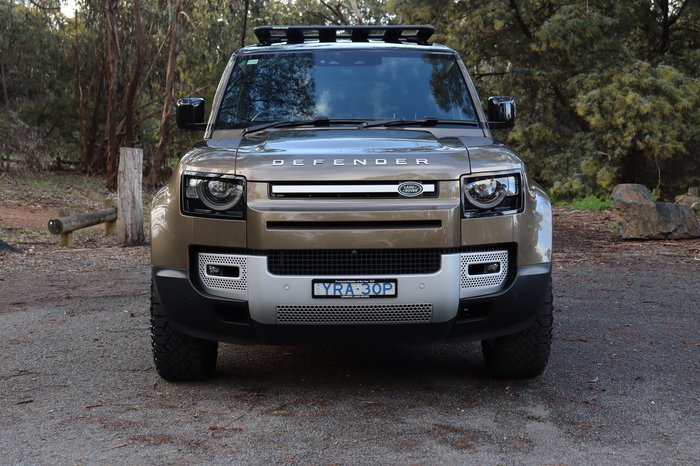 2022 Land Rover Defender 130 D300 SE