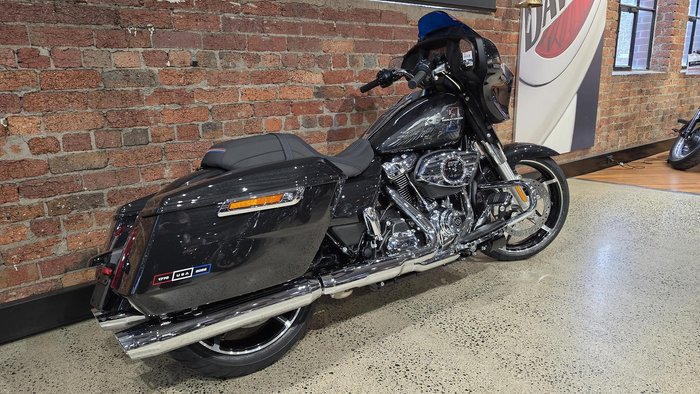Harley-Davidson Street Glide 117 (FLHX) Touring
