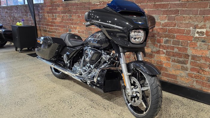 Harley-Davidson Street Glide 117 (FLHX) Touring