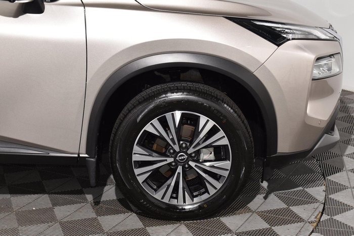 2022 Nissan X-TRAIL ST-L