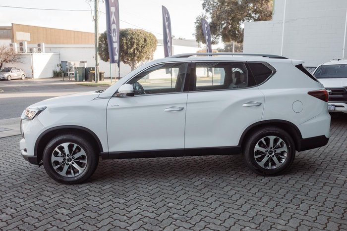 2025 KGM Rexton Advance