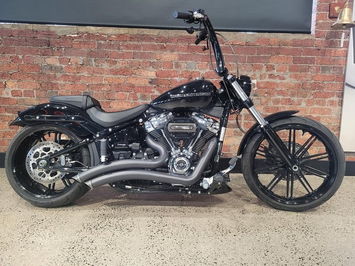 Harley-Davidson Breakout 114 (FXBRS) Softail